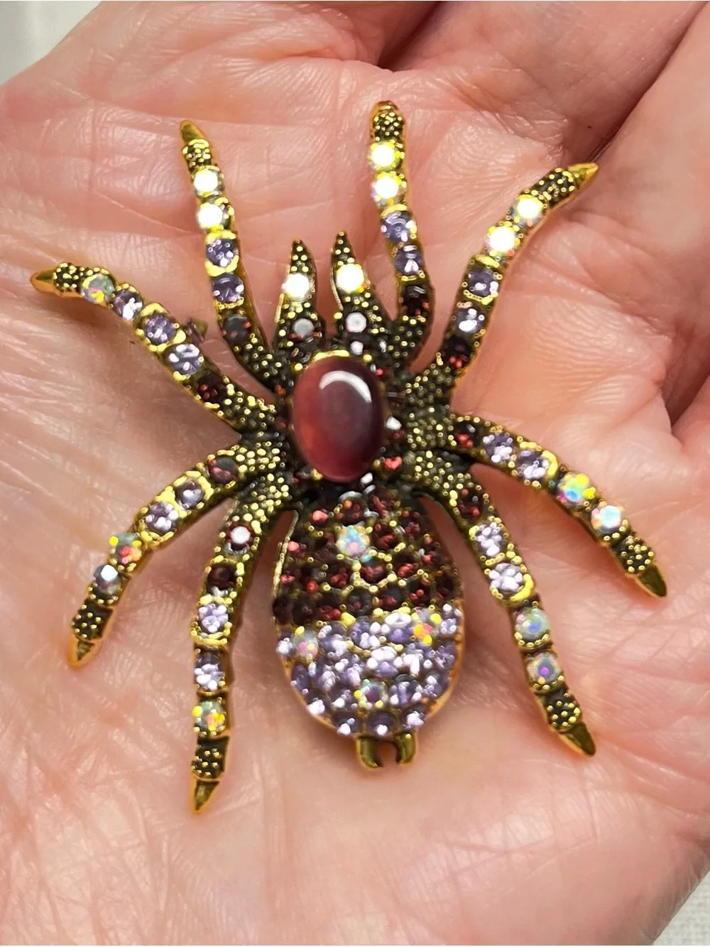Brooch Spider NIP Crystal in Burgundy and Lavender, deep gold tone base, 1.75”L